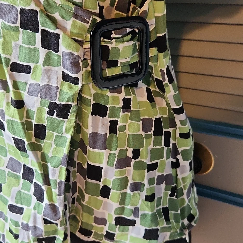 Apt. 9 Green Geometric Faux Wrap Top